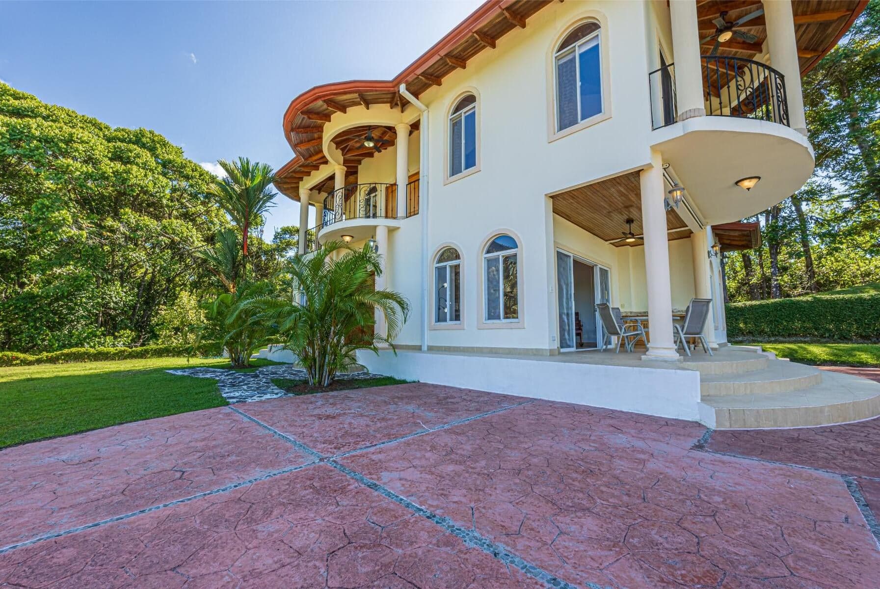 House at Puerto Cortés