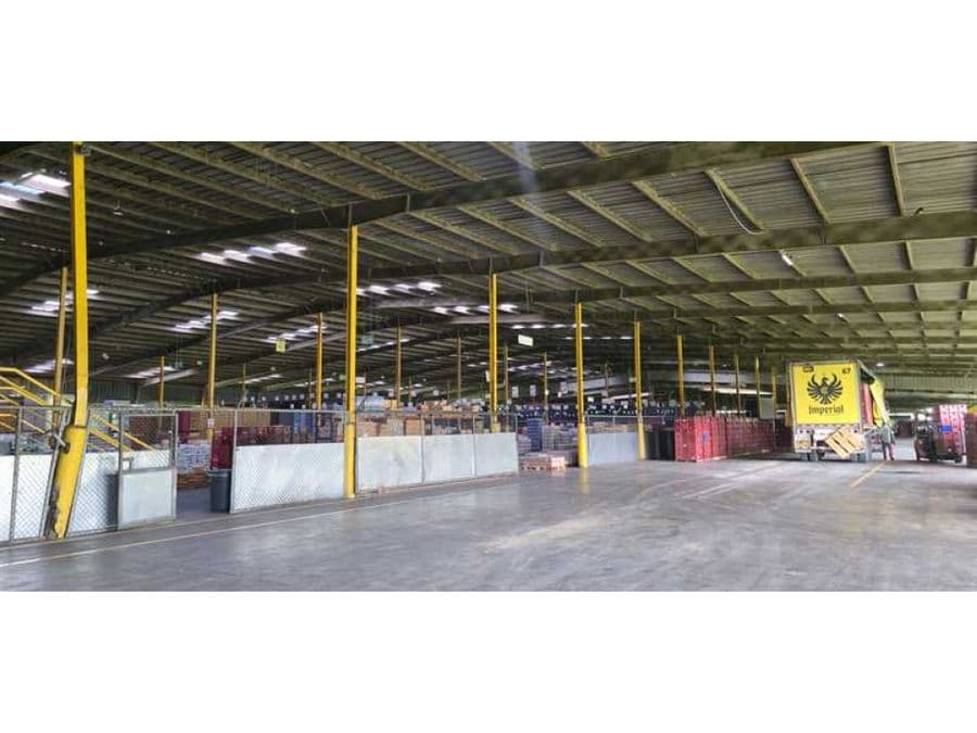 Bodega en Corredor