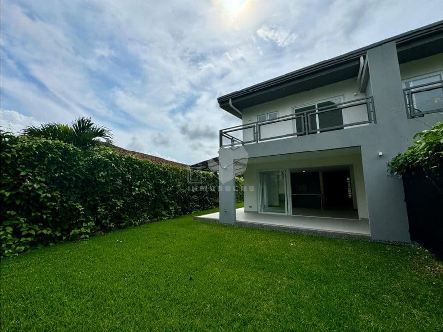 Propiedad en Santa Ana