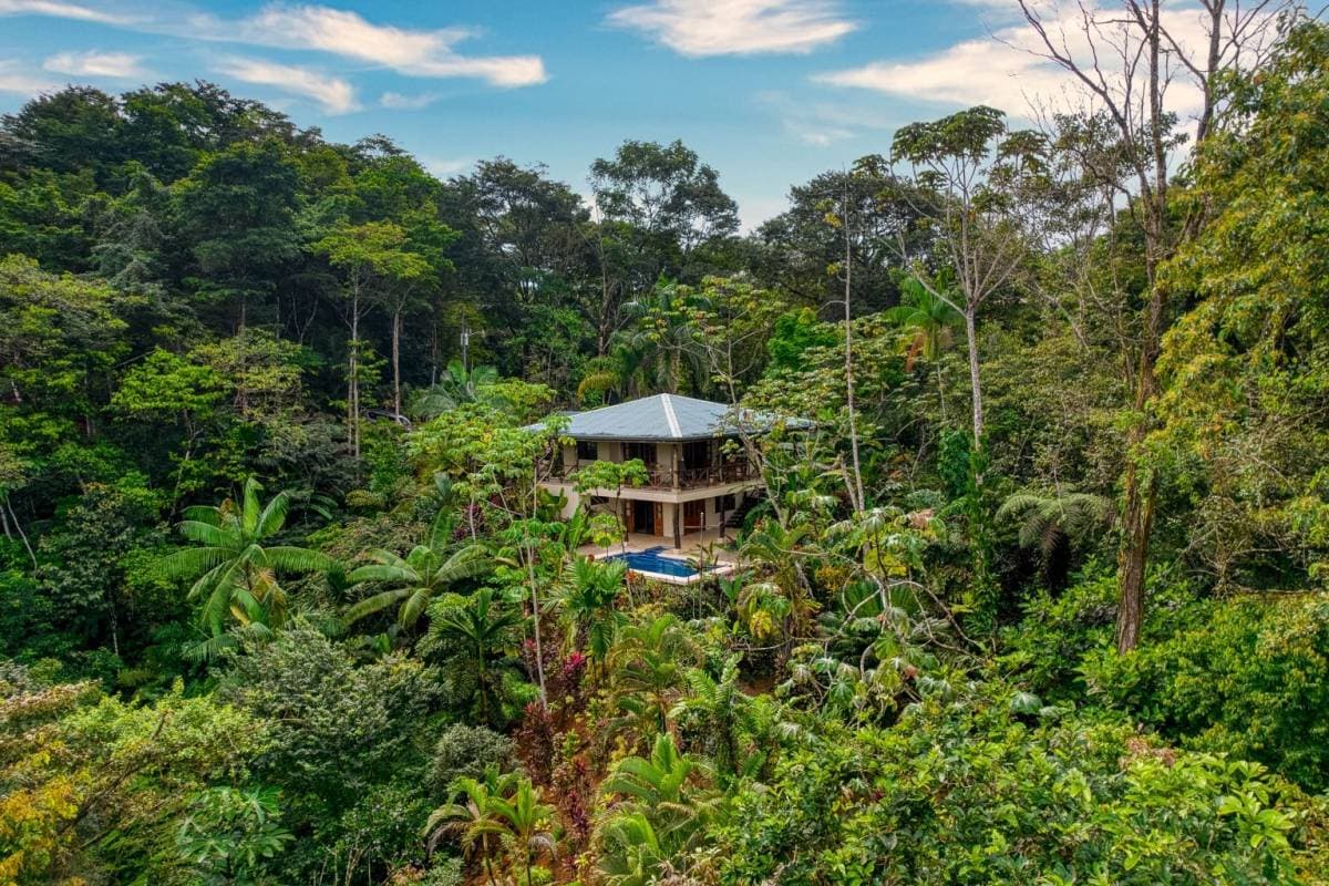 House at San Isidro del General