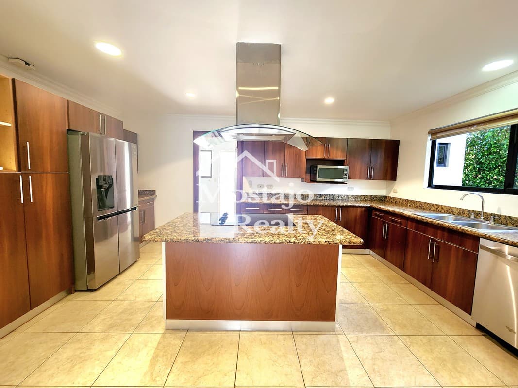 Propiedad en Vía Nova