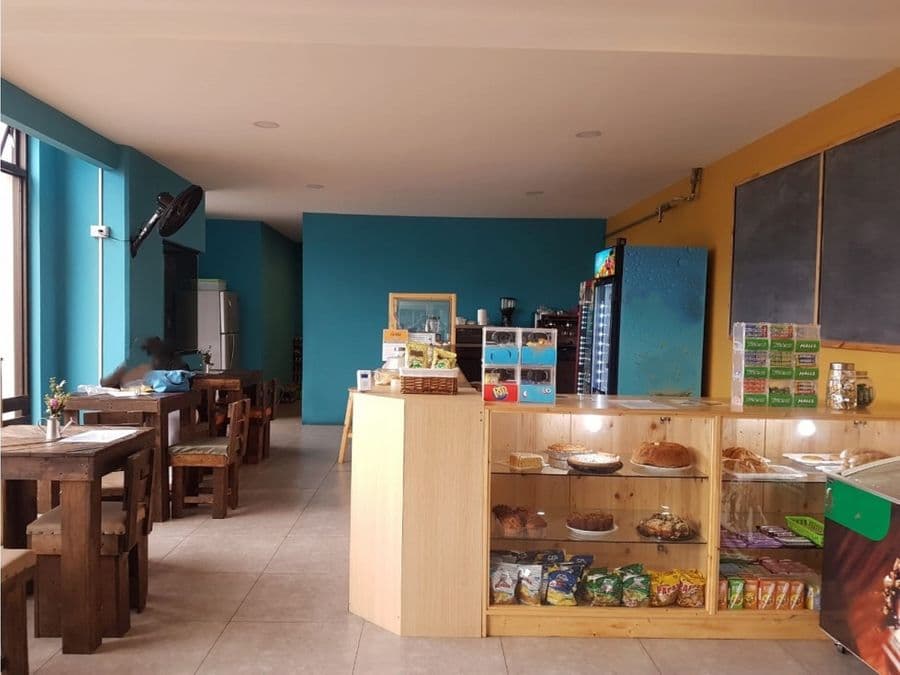 Comercial en Sabanilla