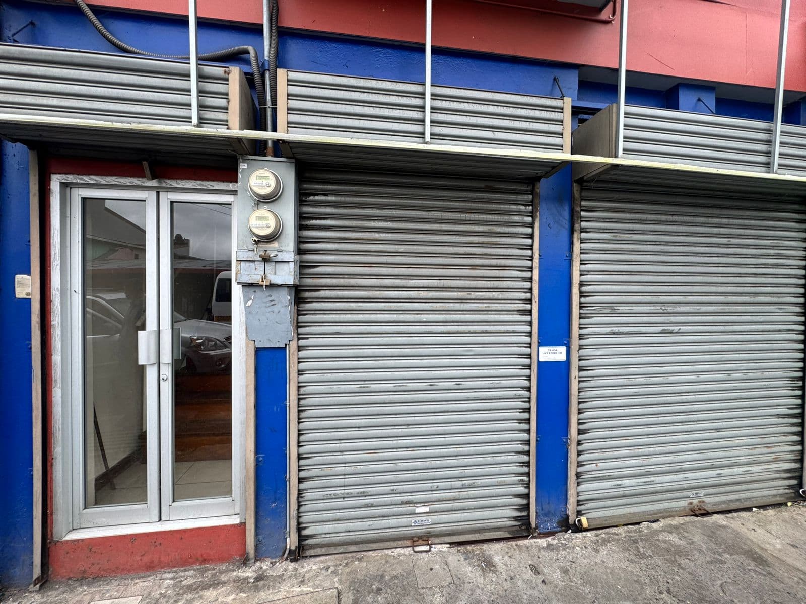 Commercial at San Vicente