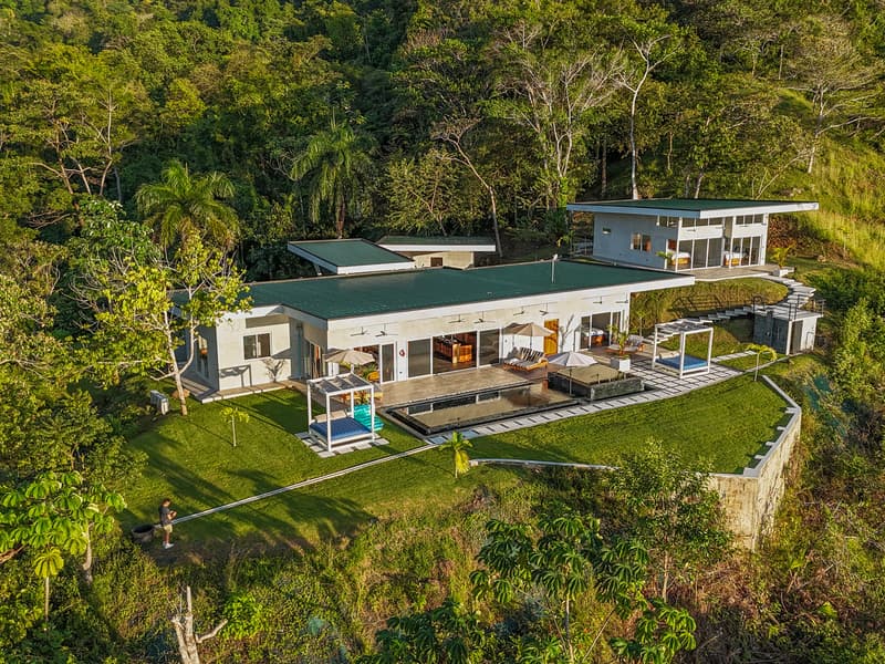 Propiedad en Savegre