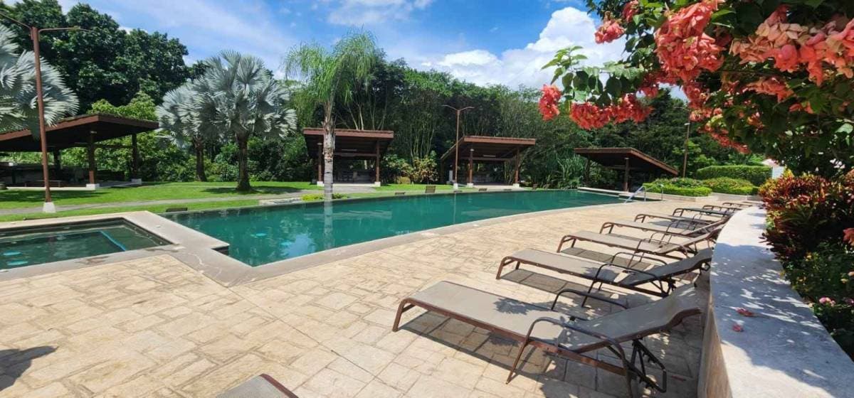 Property at Puente de Piedra