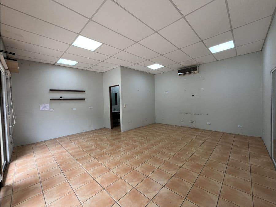 Commercial at Sardinal