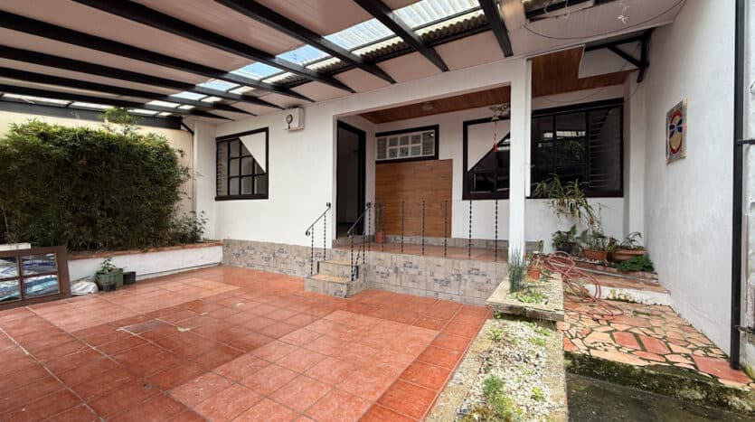 Casa en Dulce Nombre de Jesús