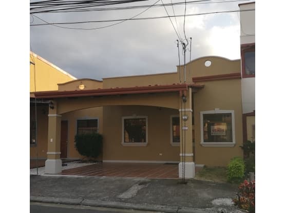 Casa en Condominio Milenio