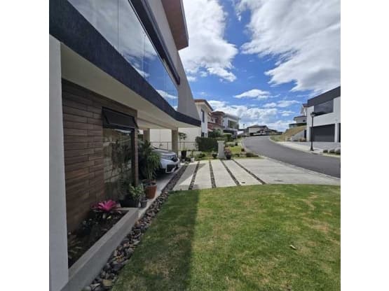House at Ulloa