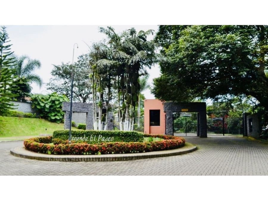 Terreno en Hacienda del Paseo