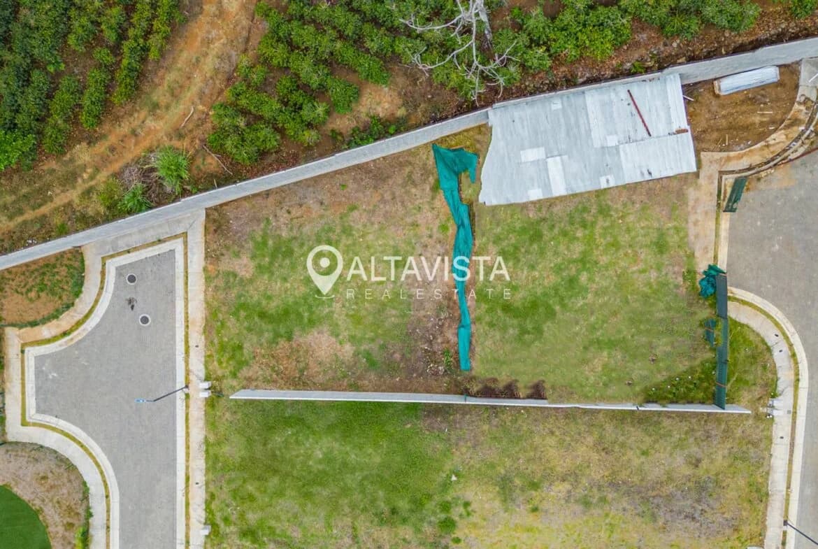 Terreno en Ayarco 385