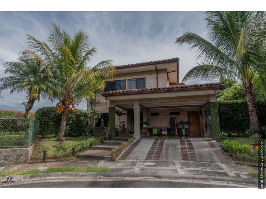 House at Condominio Puerta de Hierro