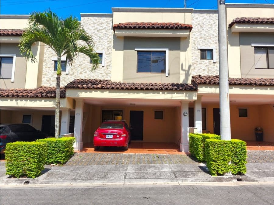 Apartment at Santa Ana Hills