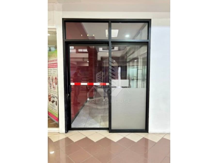 Commercial at San José