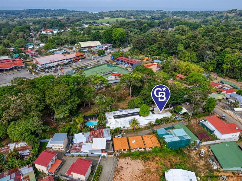 Comercial en Bahía Ballena