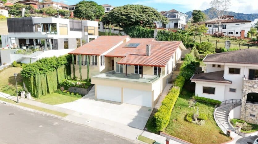 Casa en Colinas de Montealegre