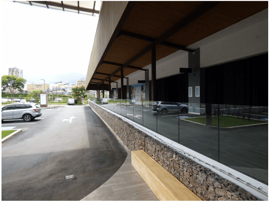 Commercial at San Rafael