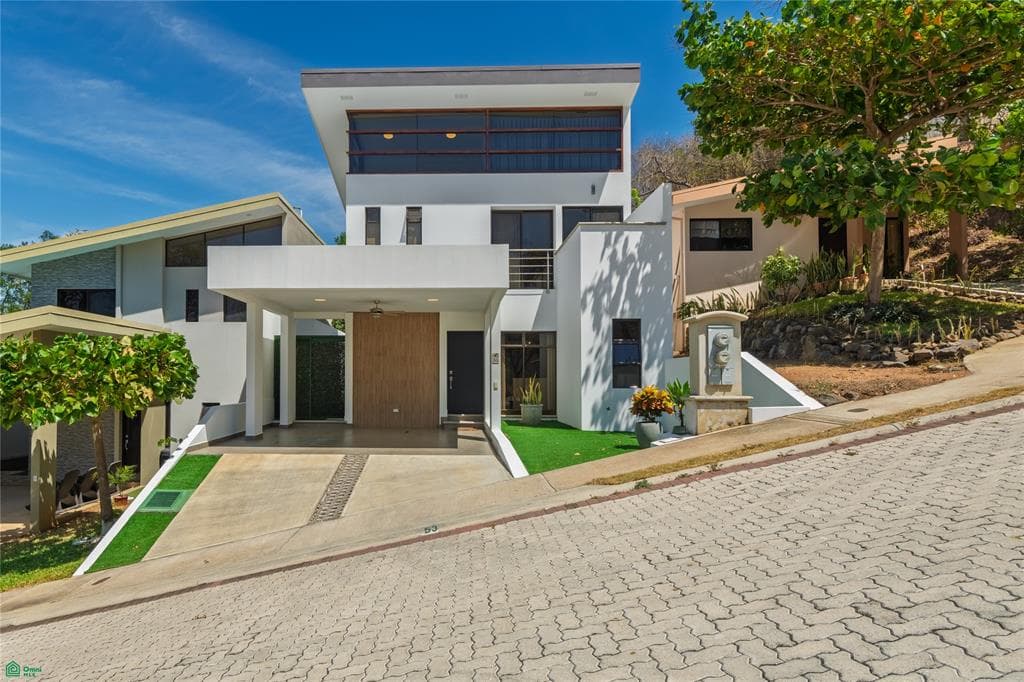 House at Condominio Monte Hermoso