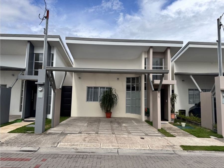 Casa en Cortezas del Oeste