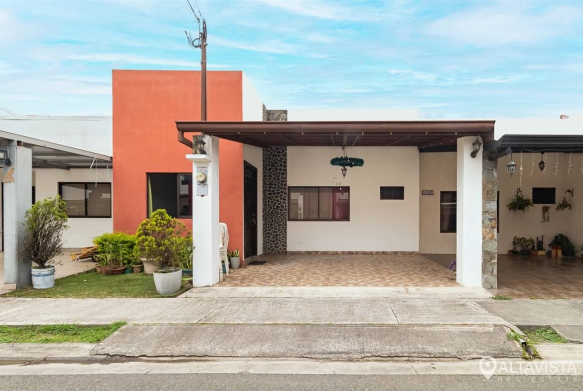 Casa en Condominio La Rueda