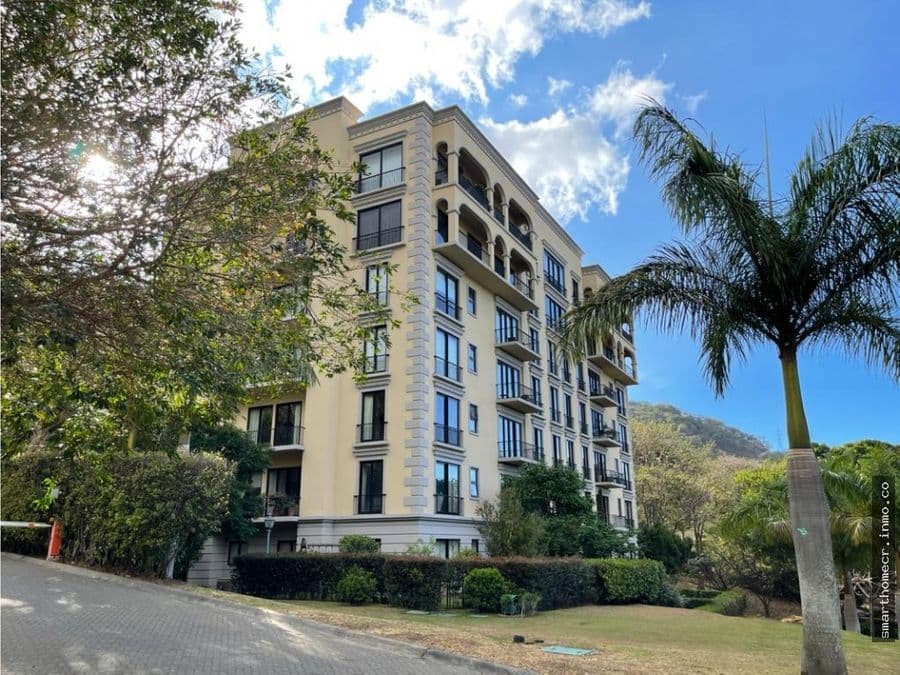 Apartamento en Condominio Acropolis