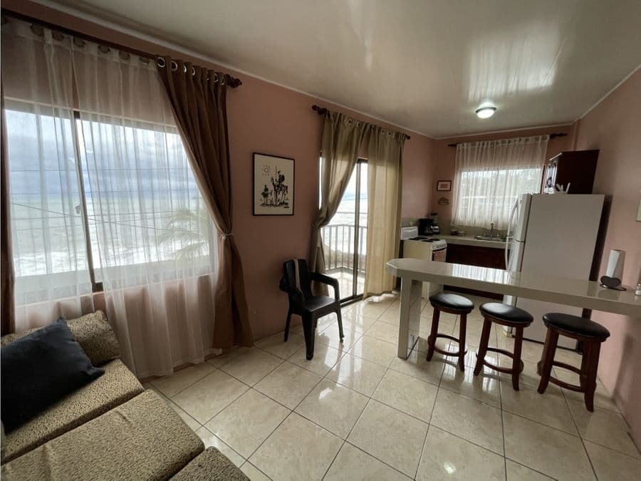 Apartment at Limón