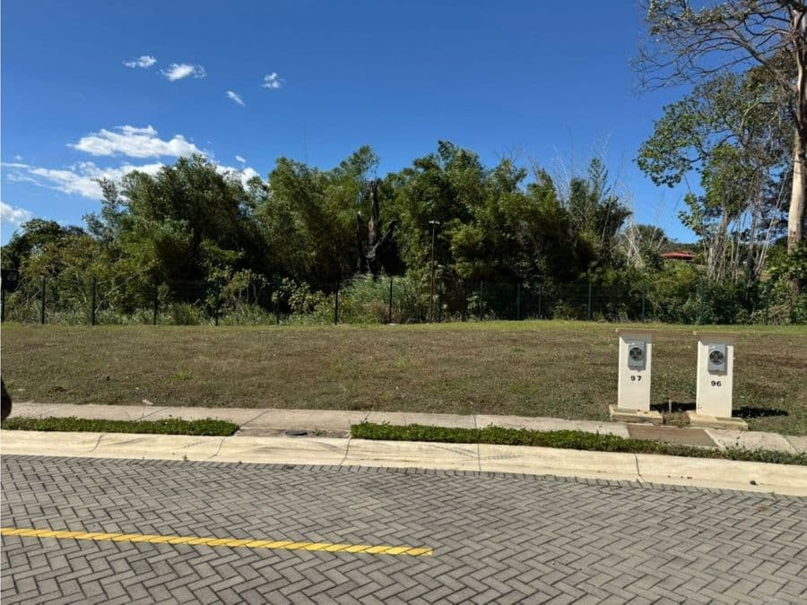 Terreno en Condominio Dulua