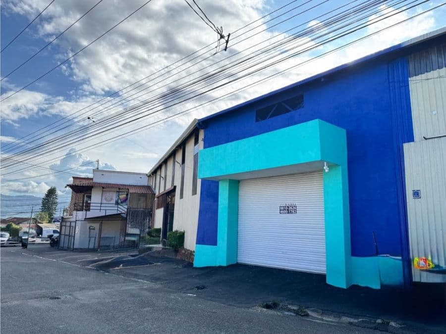 Comercial en Cartago