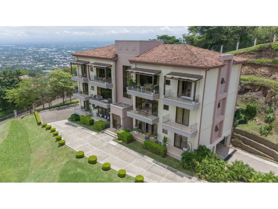 Apartamento en Condominio Vista al Valle