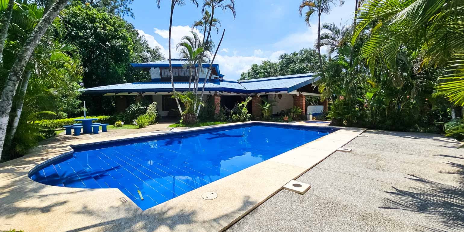 Property at Turrúcares