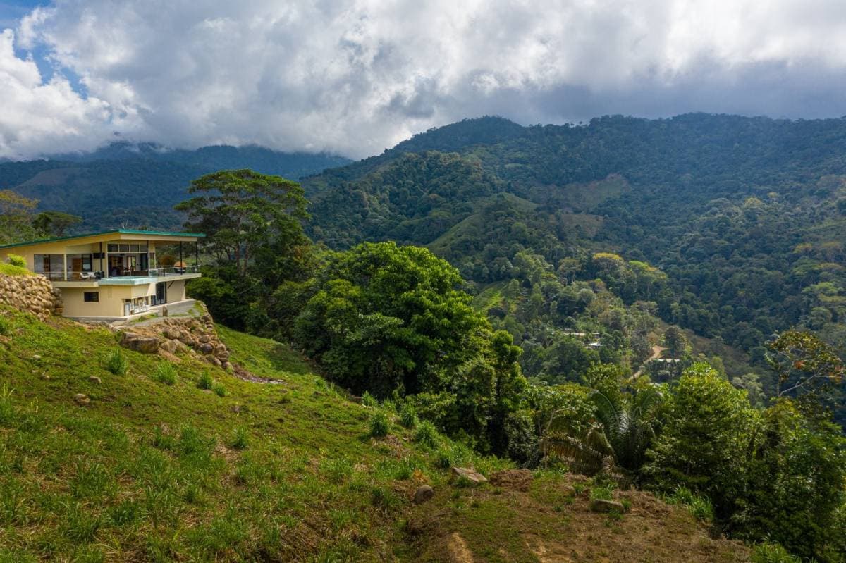 Casa en Dominical