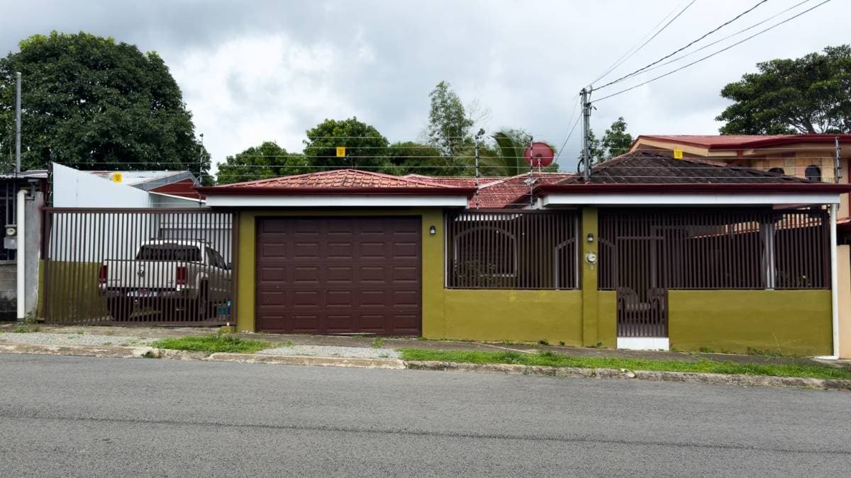 House at San Isidro del General