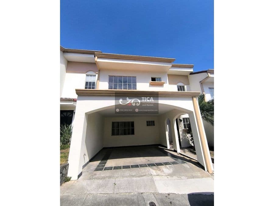 Casa en Condominio La Antigua