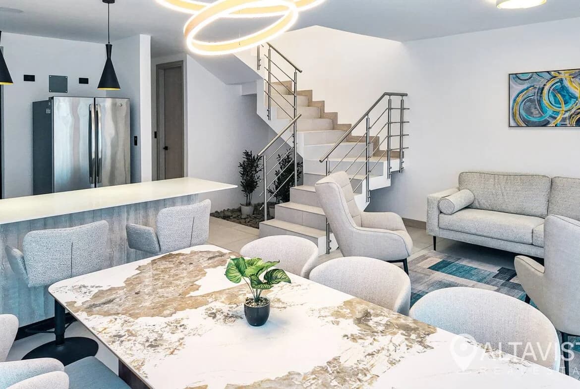 Casa en Lindora Village