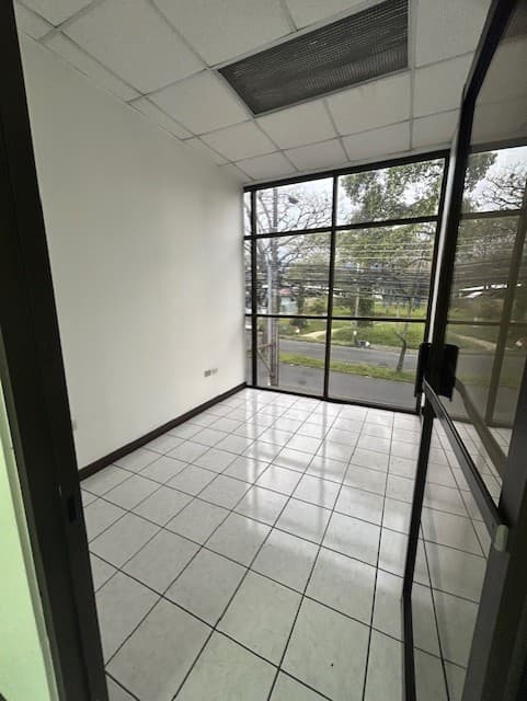 Comercial en Pavas