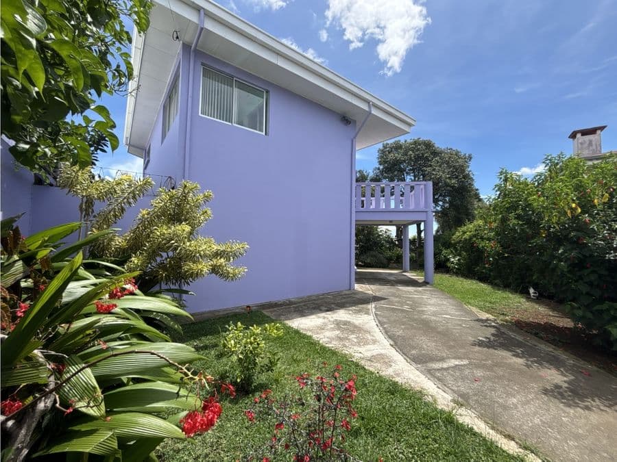 House at Uruca