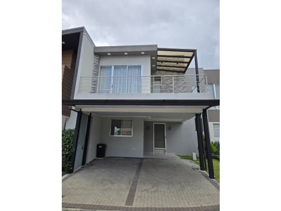 Casa en Alajuela