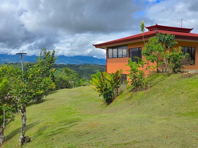 Property at San Isidro de El General