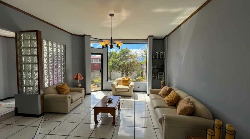 Casa en Desamparados