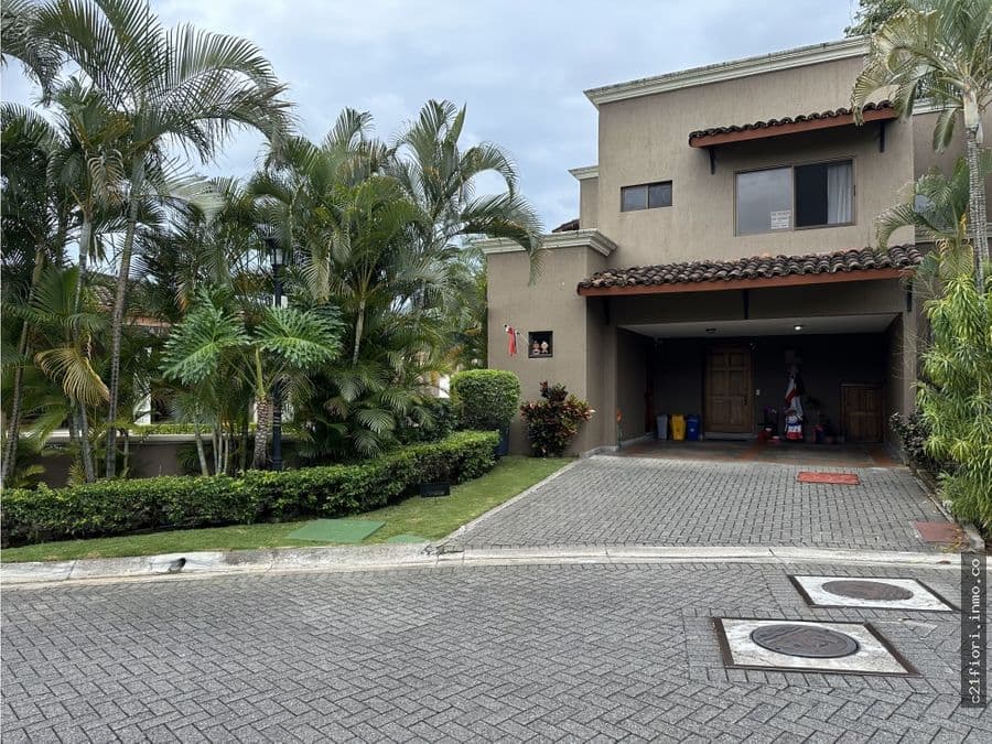 Casa en Santa Ana