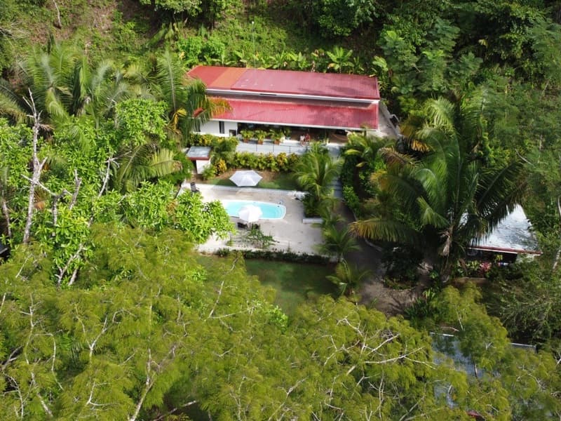 Commercial at Sardinal