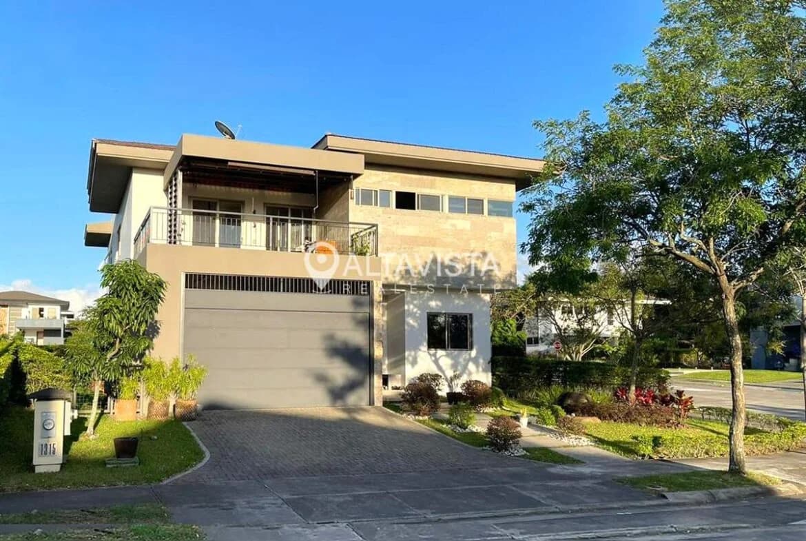 Casa en Hacienda Espinal