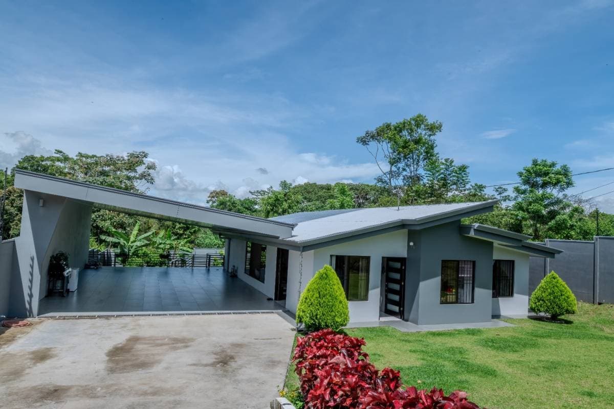 House at Daniel Flores