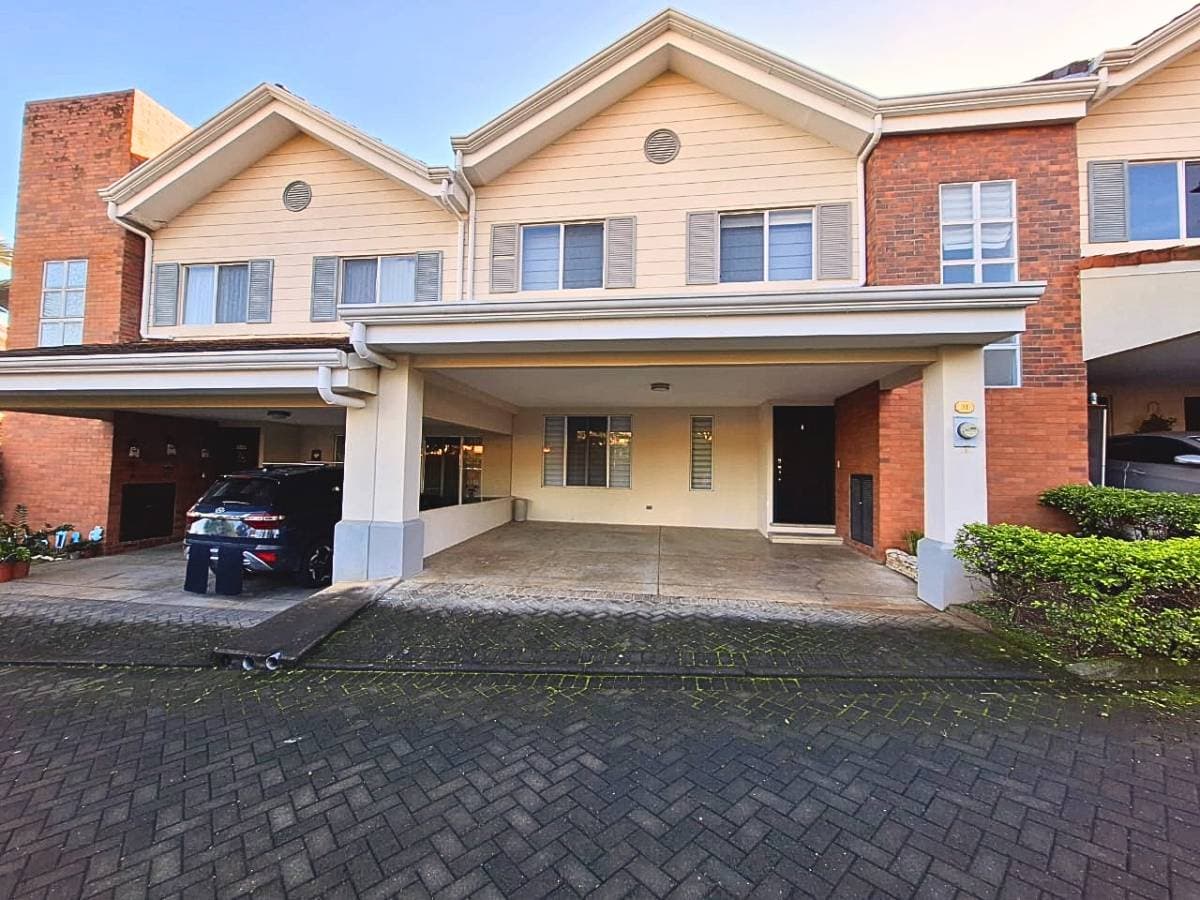 House at Condominio San Telmo