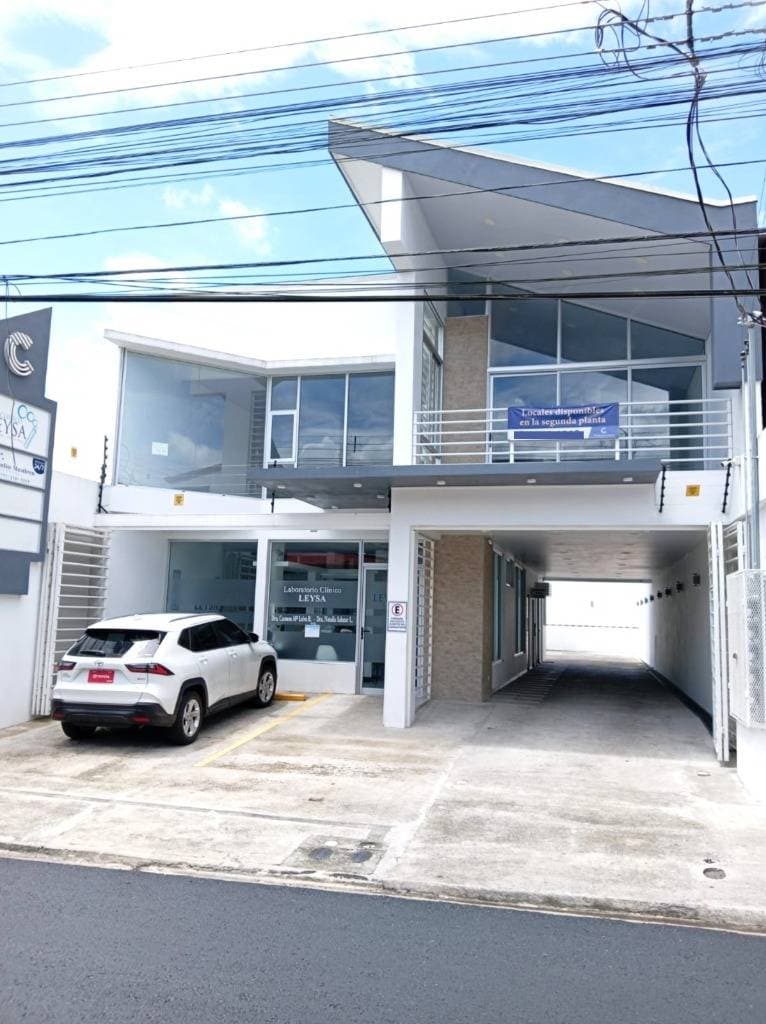 Local en Turrialba