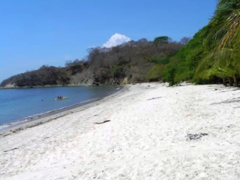 Land at Puntarenas
