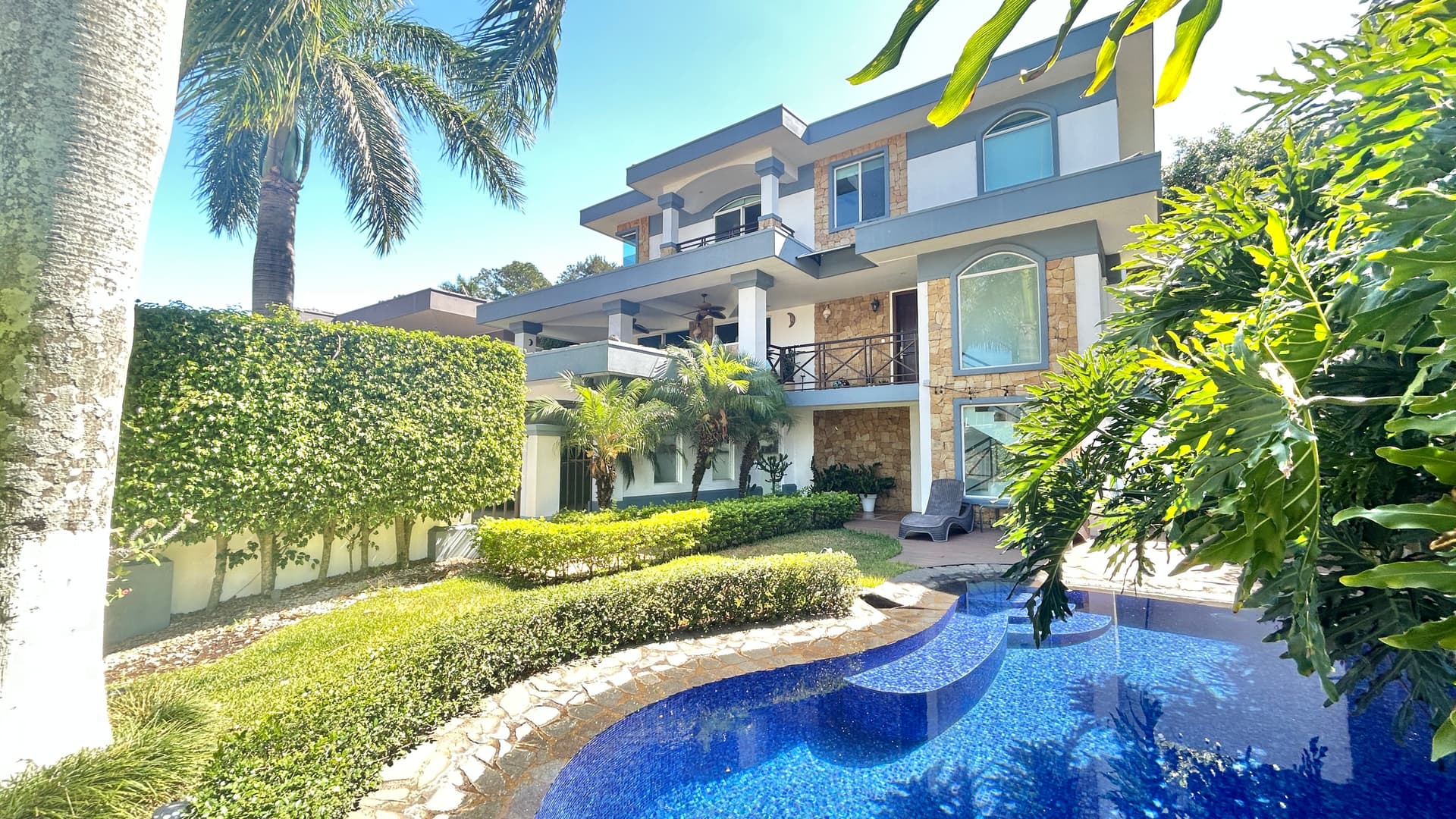 House at Condominio Puerta del Sol