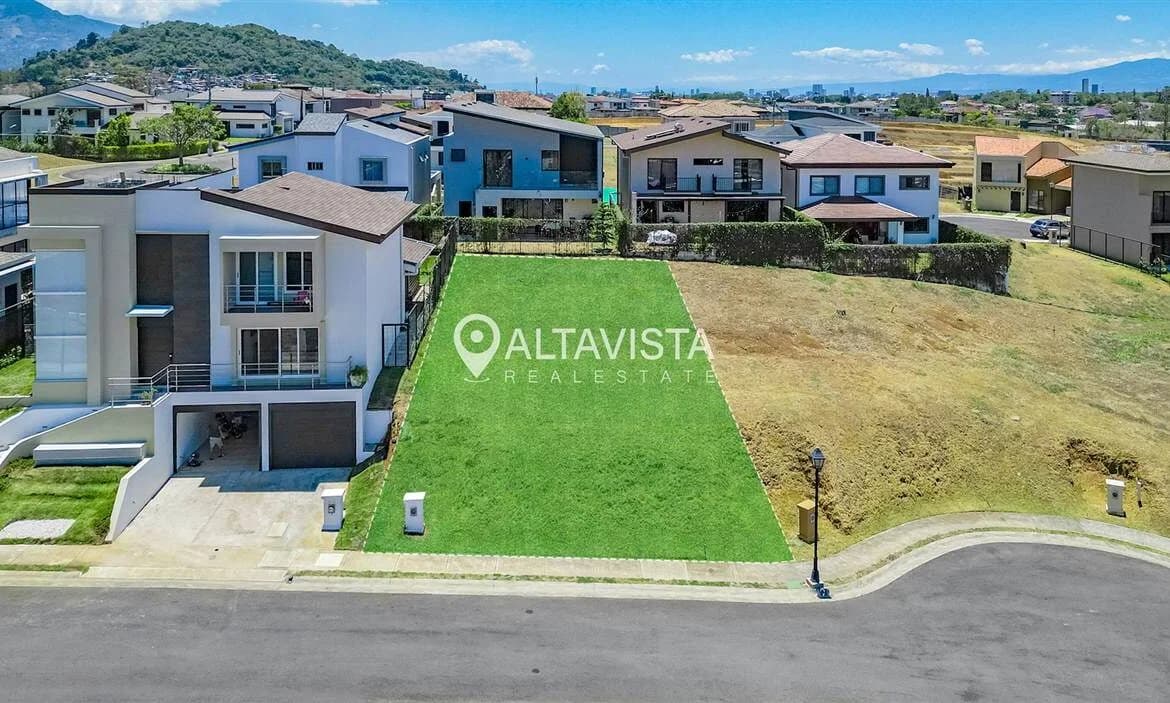 Terreno en Curridabat