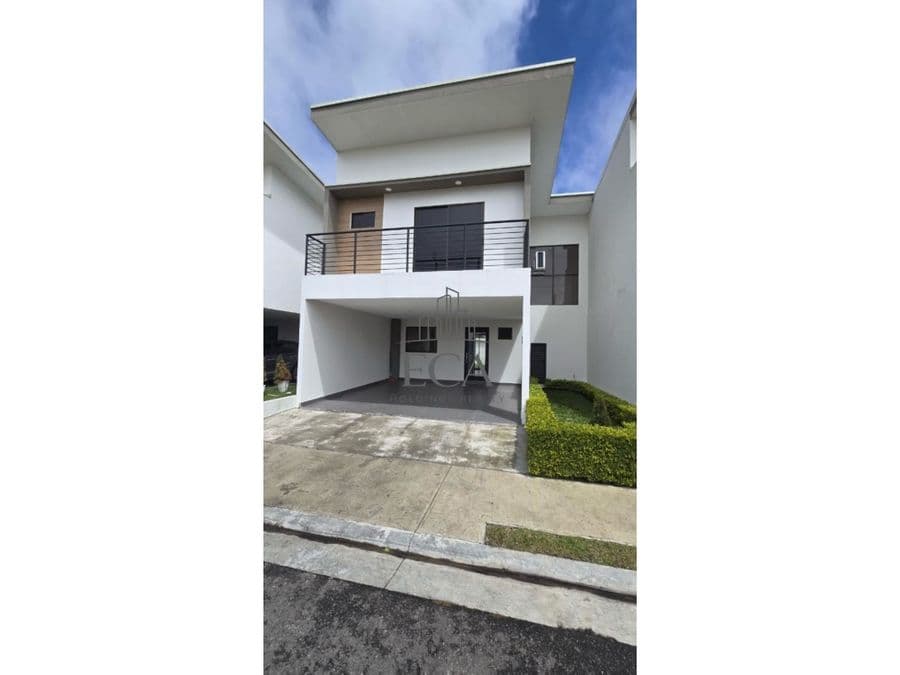 Casa en Condominio Almazara