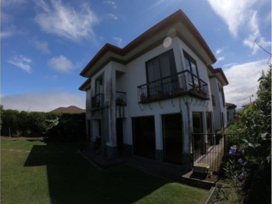 Casa en Residencial Lomas del Zurquí